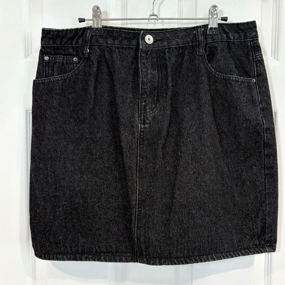 Chouyatou Classic Black Denim Mini Skirt Women Waist 34